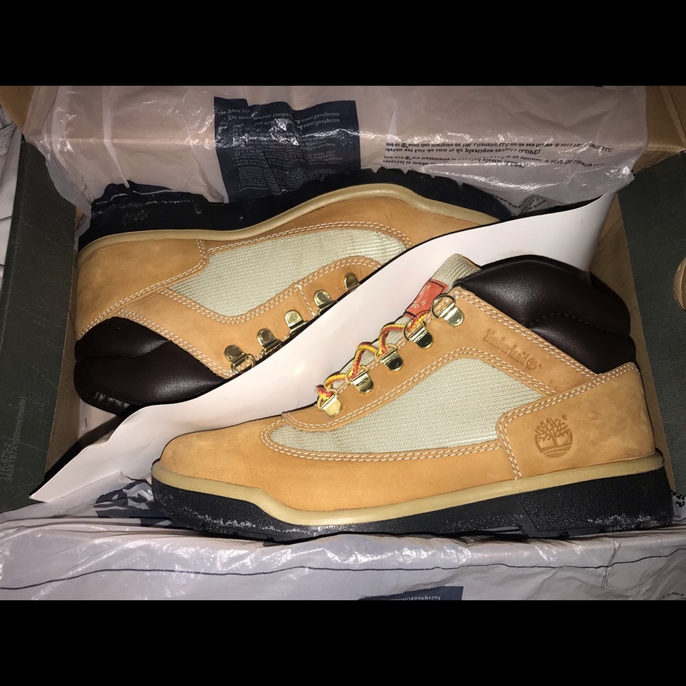 TIMBERLAND BOOT FIELD BOOT F/L WHEAT 
ORIGINAL BOX !!!!🥾👢🔥
* worn only ONCE *